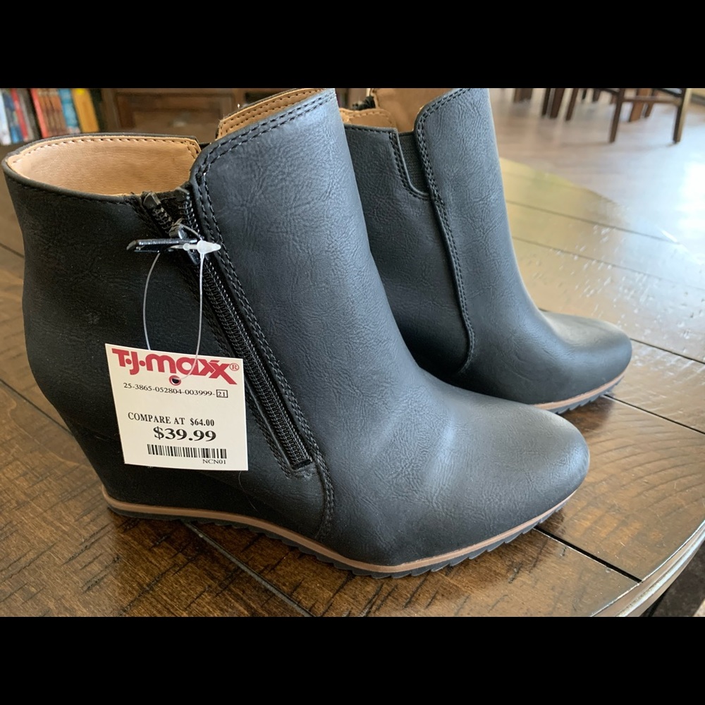 Naturalizer Black Booties